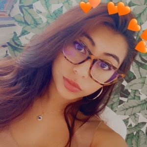 Meet your Posher, Frances